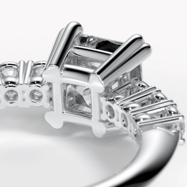 förlovningsring av hög kvalité